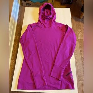 Arc’teryx women’s hooded base layer with key pocket